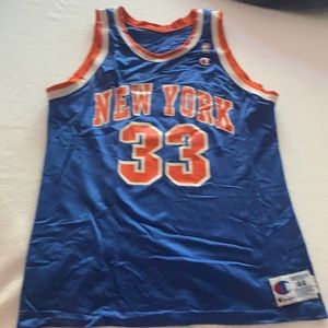 New York knicks Ewing jersey